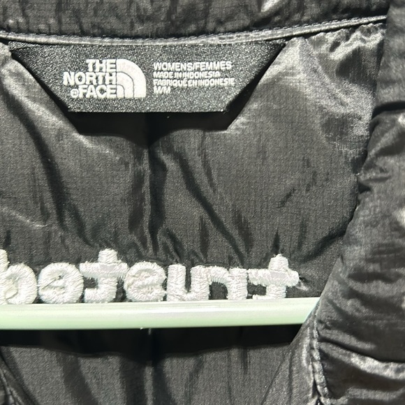 The North Face ThermoBall 2.0 Black Quilted Eco Vest Women’s, Size M NWT - Picture 3 of 9